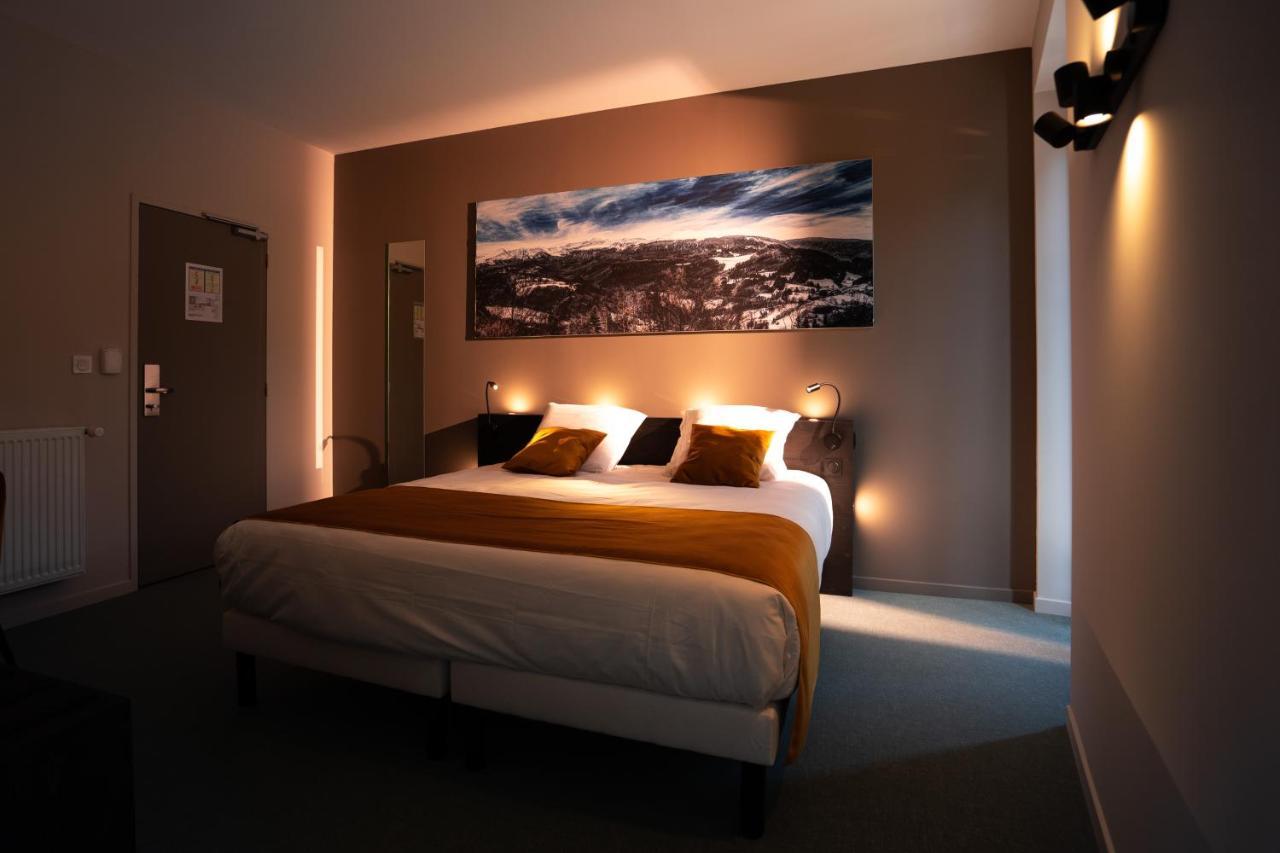 Le Geneve Hotel