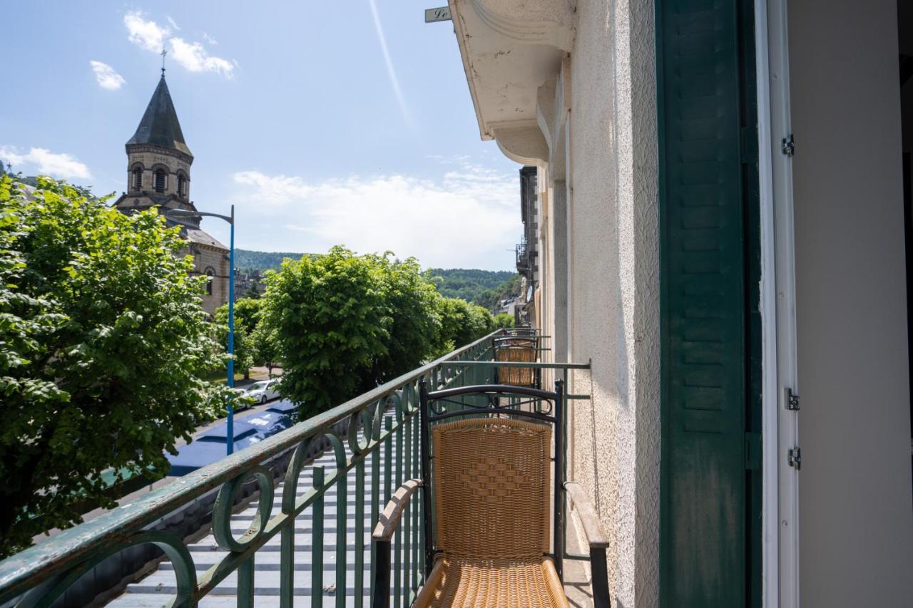Le Geneve Hotel 2*